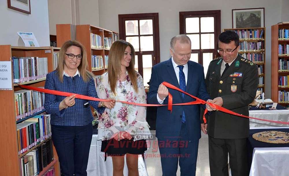 Vali Ceylan Kütüphane Haftası Etkinliklerine Katıldı