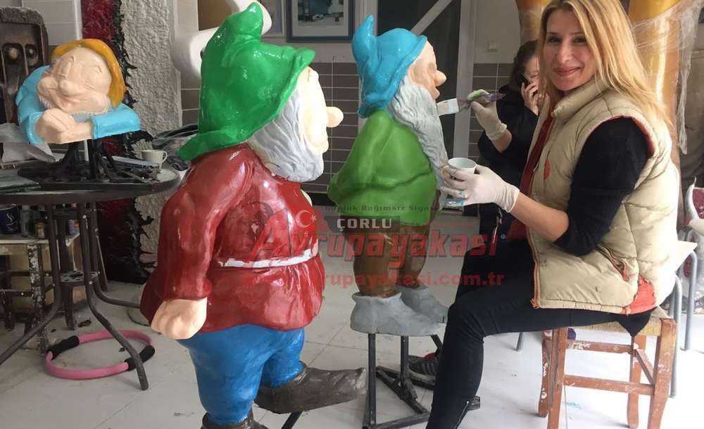 Atölye Sanatevi Sahibi Sanatçı Esra Coşkun “Çorlu'da Sanat Sokağı Olmalı”