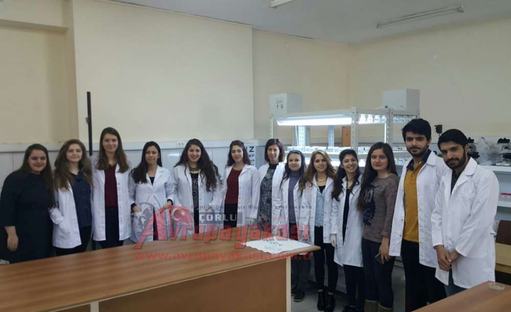 Biyomedikal Mühendisliği Bölümü Öğrencilerinden Başarı