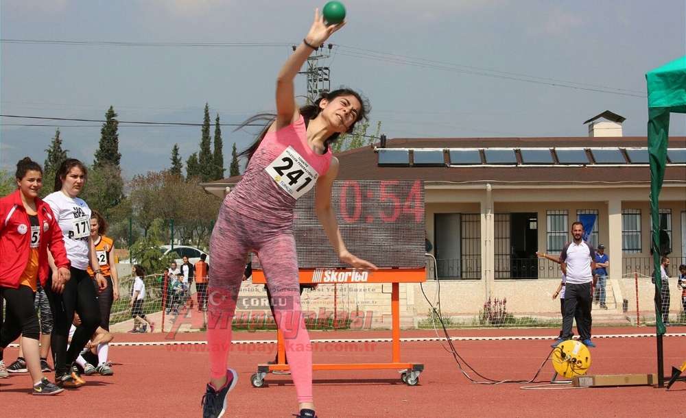 Ergene Belediyesi Atletizm Spor Kulübü Başarılarını Sürdürüyor