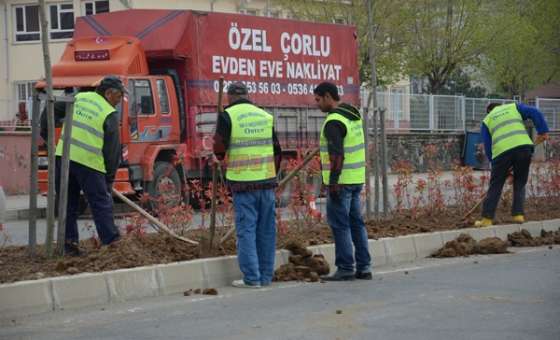 Bülent Ecevit Bulvarı'nda Çalışmalar Devam Ediyor