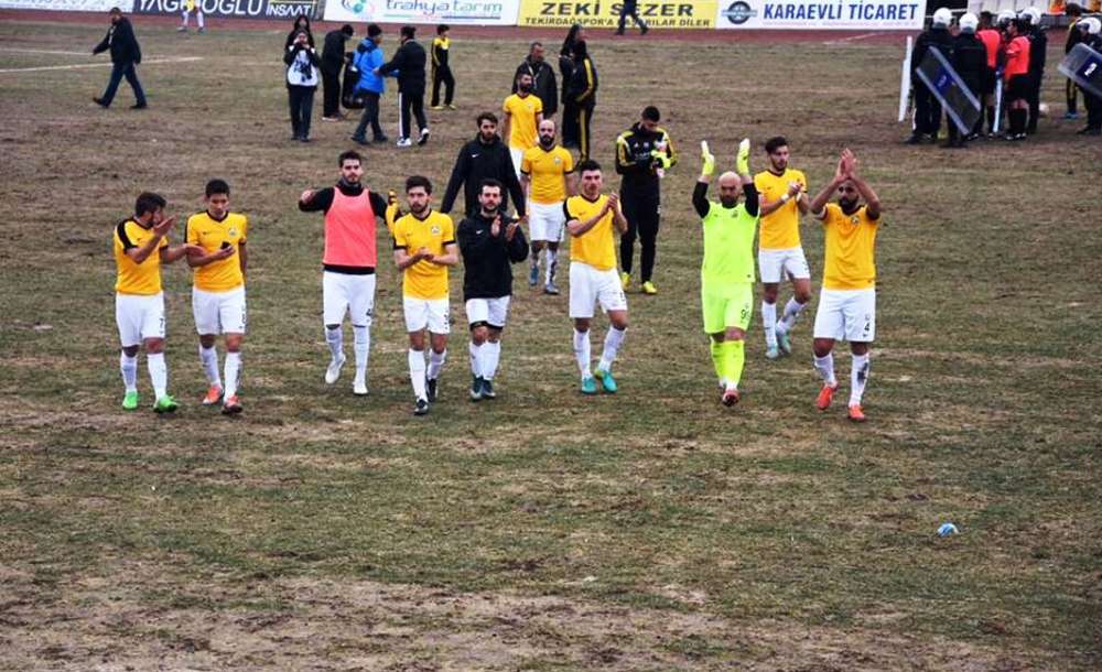 Tekirdağspor Averajla Kümede Kaldı