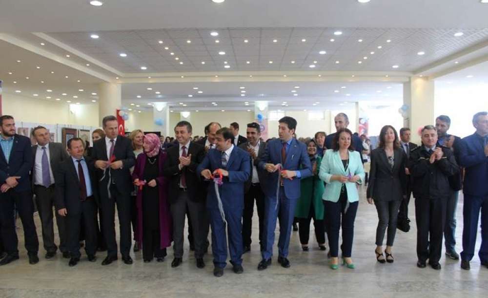 Ergene'de Çemberimde Gül Oya Sergisi Açıldı