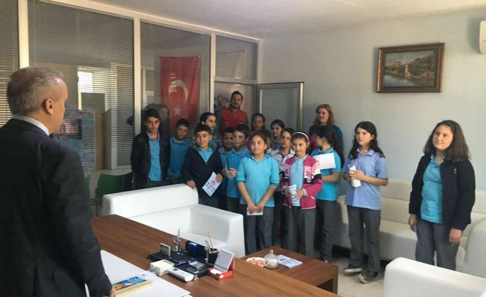 Türkgücü Ortaokulu Öğrencilerinden Çorlu Gençlik Merkezi'ne Ziyaret