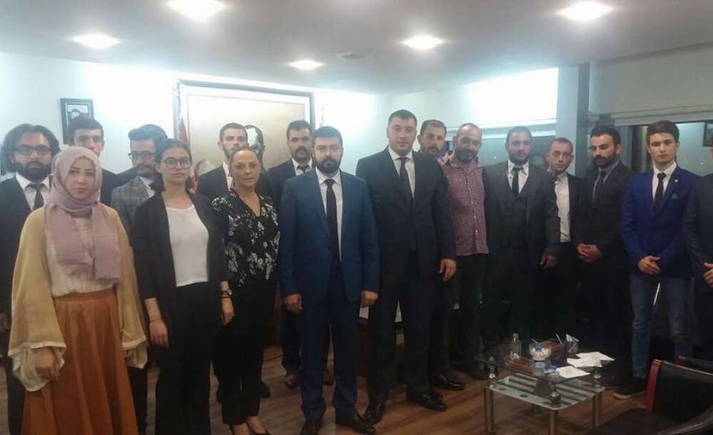 Ülkü Ocaklarından Mhp'nin Yeni Yönetimine Ziyaret