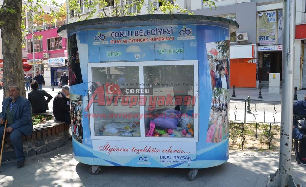 Kitap Ve Oyuncak Kumbarası İlgi Bekliyor