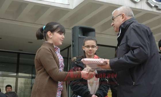Yarışma Müftülükten Hediyeler Belediyeden
