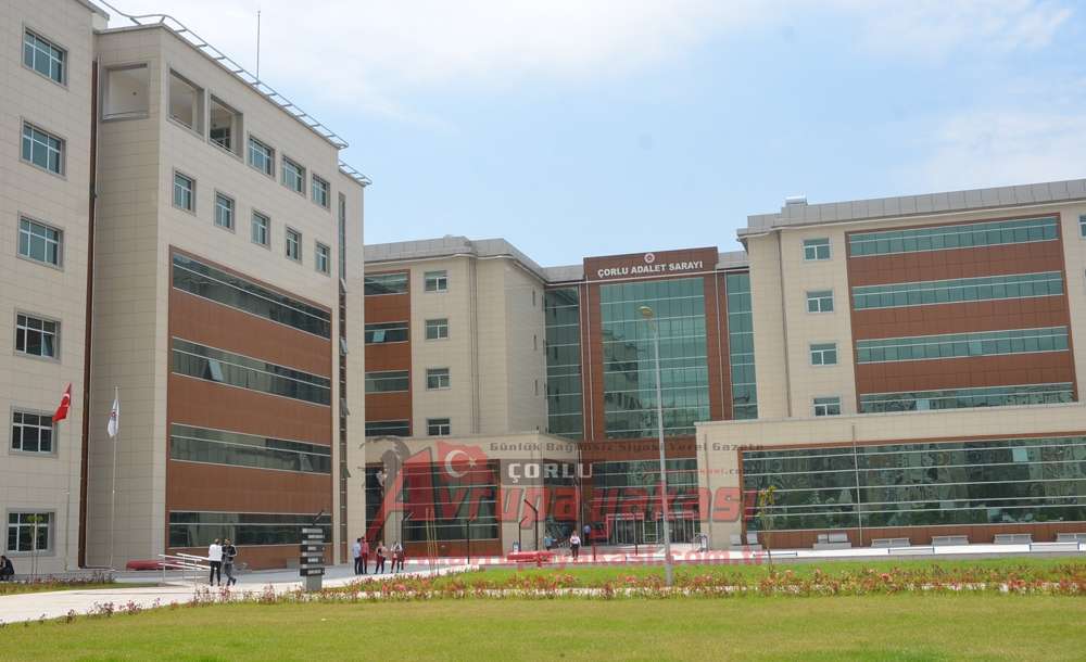 Çorlu'da 10 Adliye Çalışanına Fetö Gözaltısı