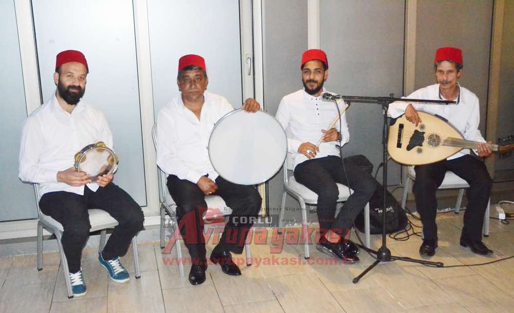 Divan Otel'den Gazetecilere İftar