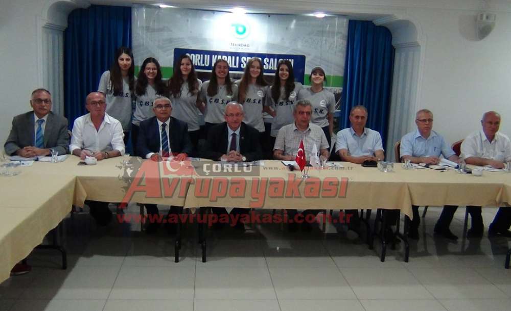 Tekirdağ Büyükşehir Belediyesi Çorlu'ya Spor Salonu Yaptıracak