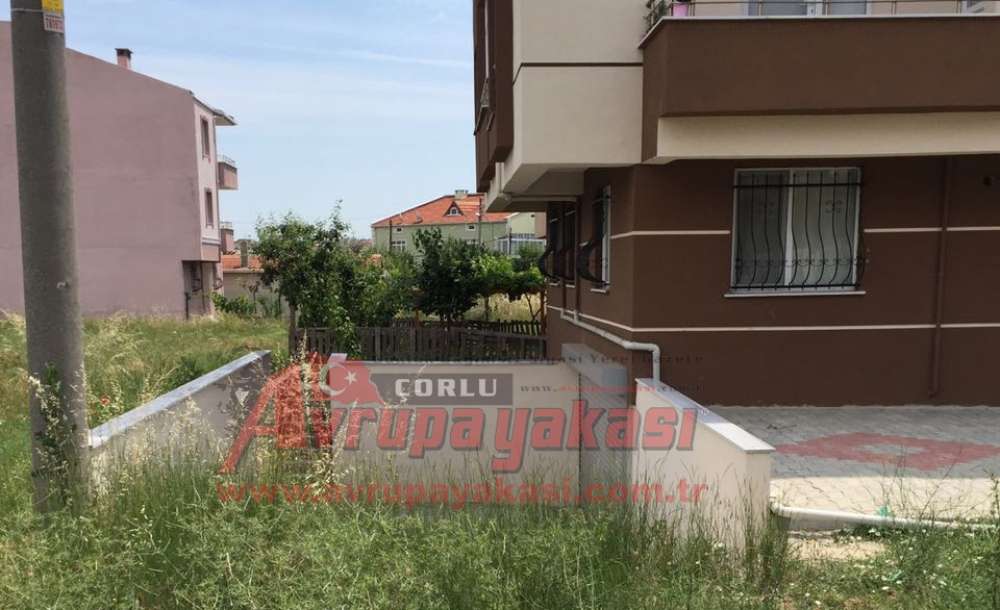 Apartman Sakinlerinin Yol Ve Otopark Tepkisi