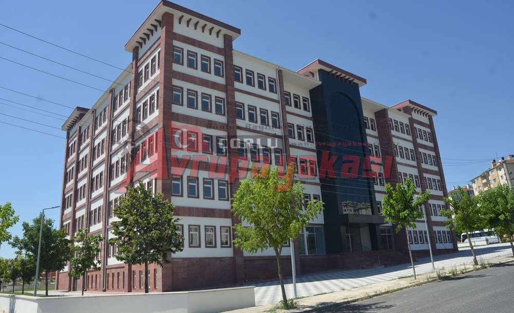 Çorlu Hükümet Konağında Son Rötuşlar 