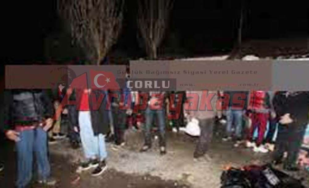 Kırklareli'de 34 Kaçak Ve Sığınmacı Yakalandı 
