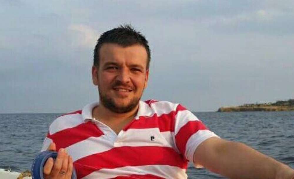 Elektrik Akımına Kapılan Eski Futbolcu Hayatını Kaybetti