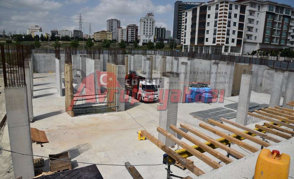 Atakent Kapalı Pazaryerinin Yapımı Sürüyor