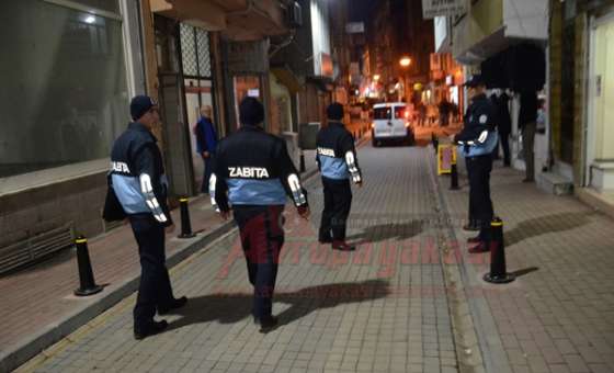 Çorlu Zabıtası Yılbaşında Sabaha Kadar Çalıştı  