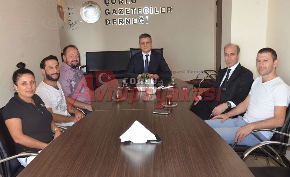 Başsavcı Sekücü Ve Başkan Altunay'dan Çorlu Gazeteciler Derneği'ne Veda Ziyareti