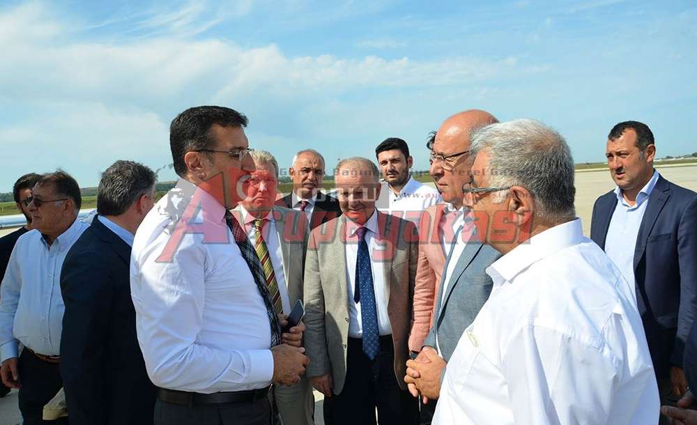 Bakan Tüfenkçi Çorlu Havaalanı'ndan Uğurlandı 