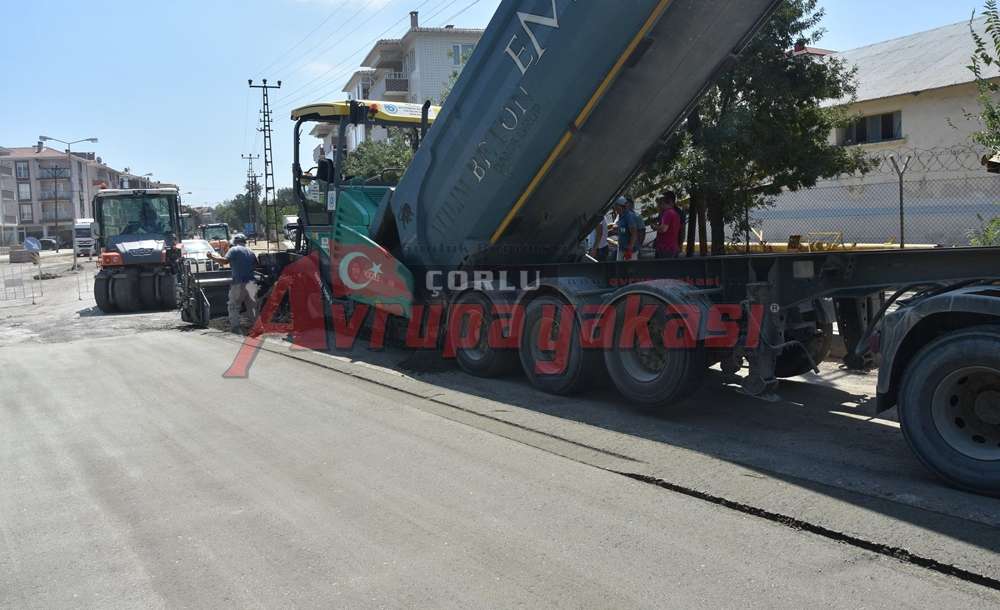 Büyükşehir'den Yol Yapım Seferberliği