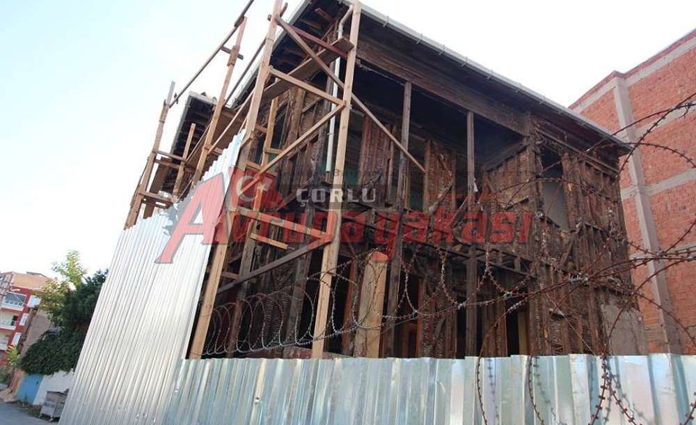 Tarihi Konak Da Restorasyon Durdu