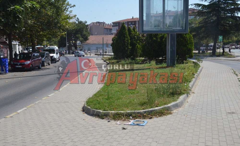 Kaldırımların İçler Acısı Hali 