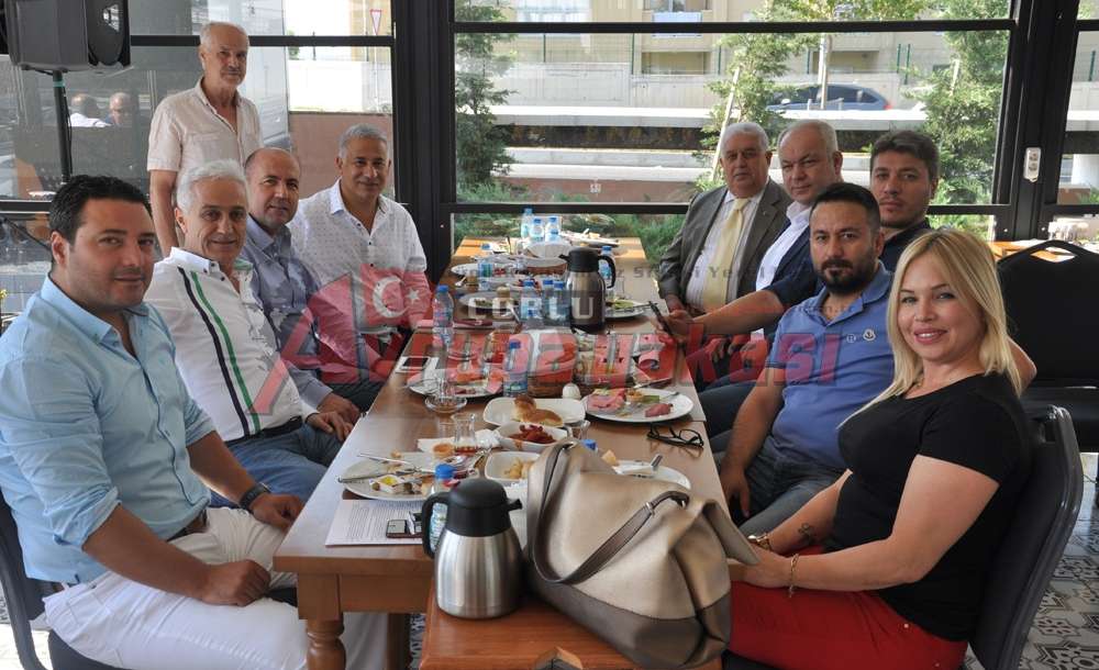 Emlakçılar Ticaret Odası Seçimlerinde Tek Yumruk