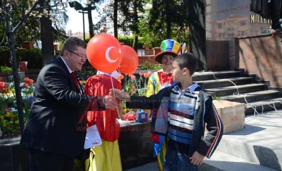 Chp'den Çocuklara 23 Nisan Etkinliği