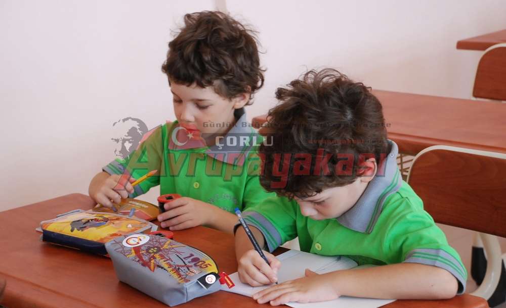 Çorlu'da Eğitim Zili Çalıyor