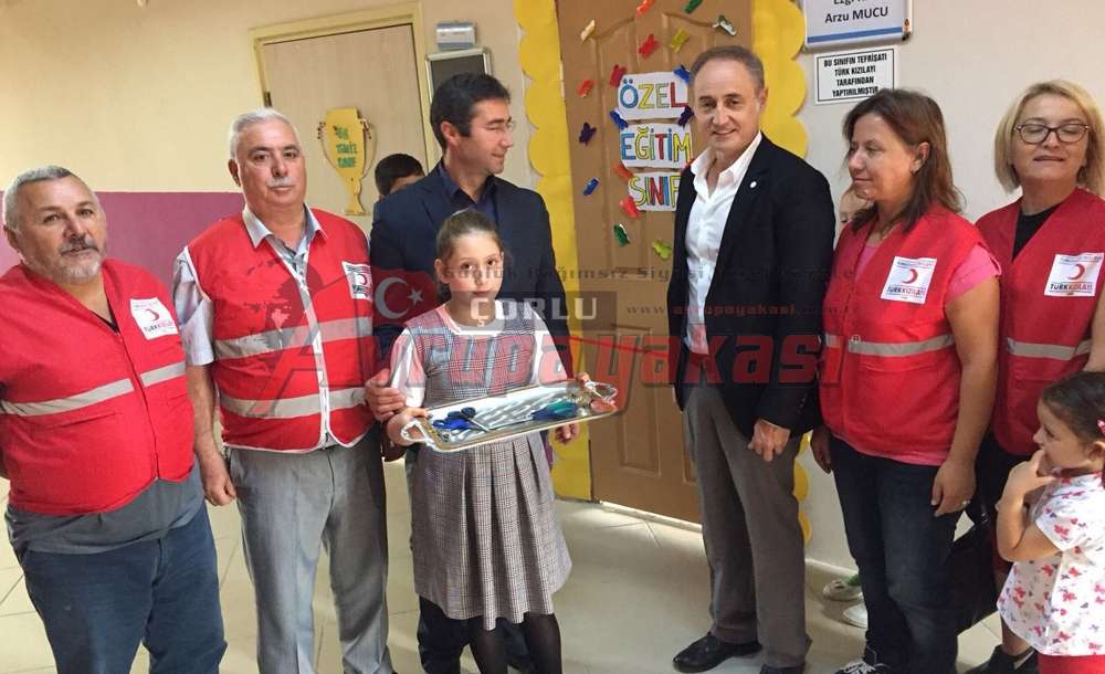 Kızılay Ergene Şubesi`nden Eğitime Destek