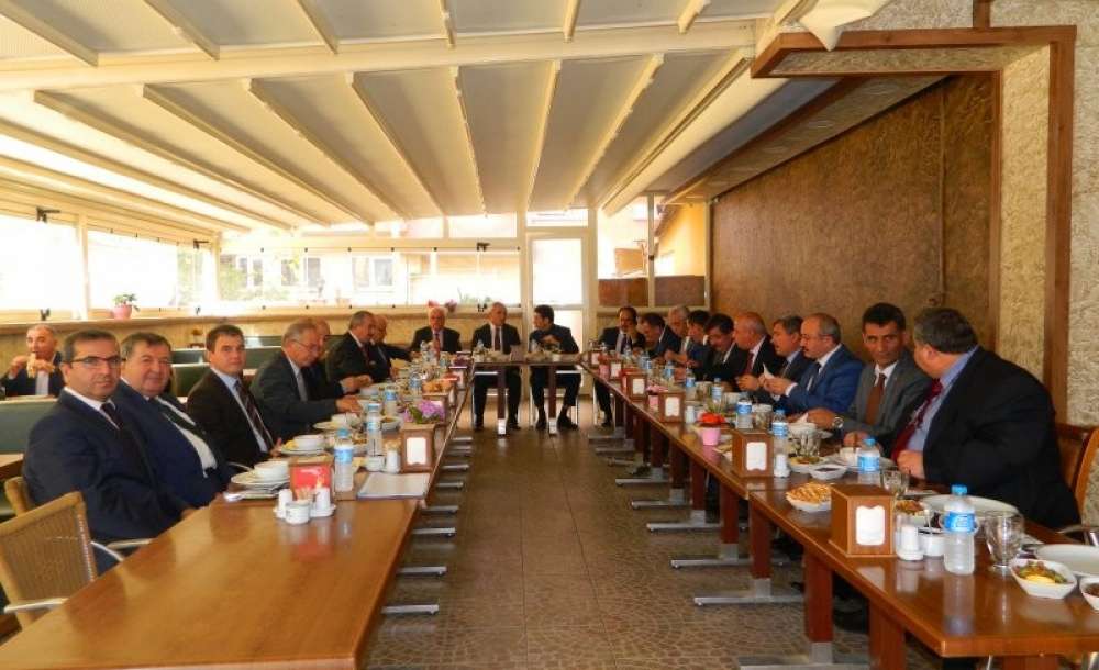 Milli Eğitim Müdürleri Toplantısı Çorlu'da Yapıldı