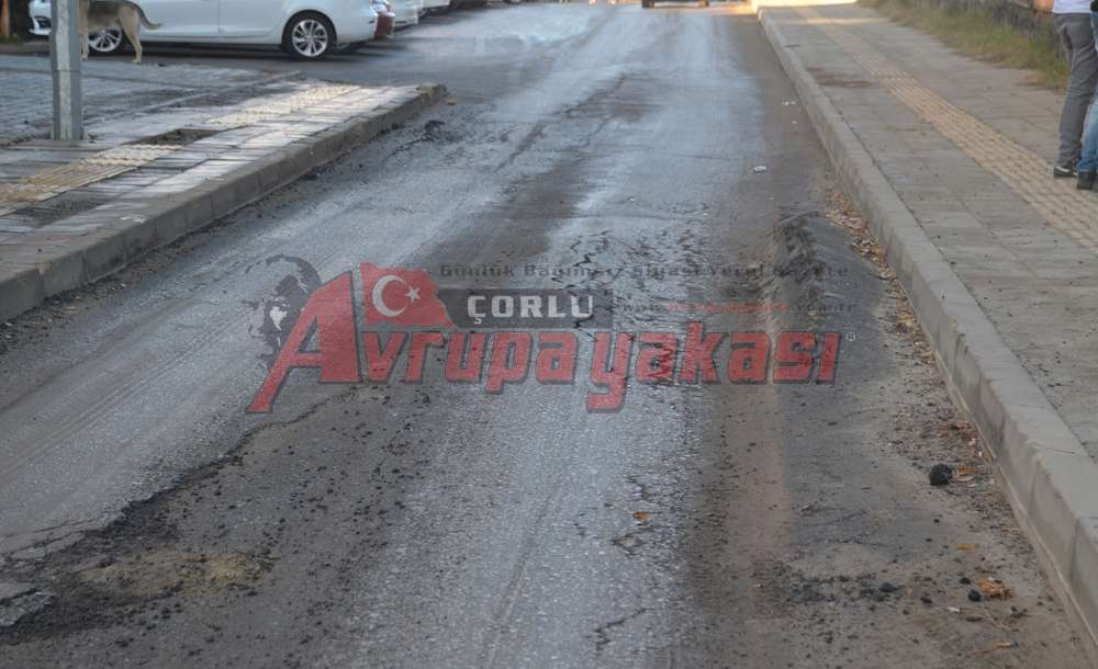 Asfalt Ağlıyor!