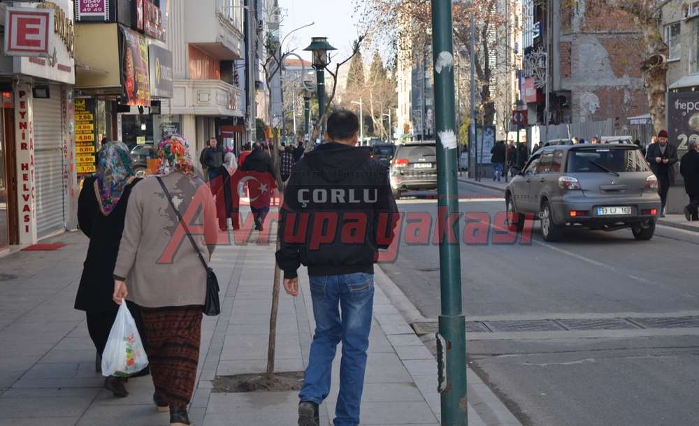 Yeni Yıla Girerken Esnafının Yüzü Güldü