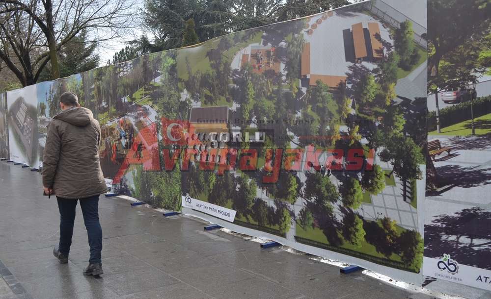 Atatürk Meydanı Rengârenk Oldu