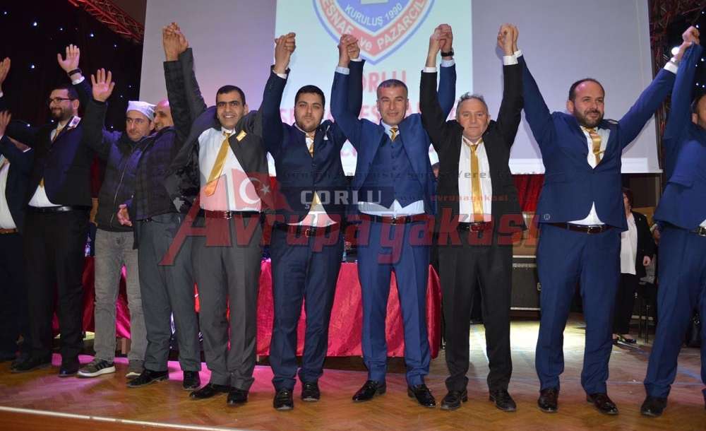 Pazarcılar'da Çekişmeli Seçim