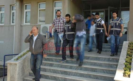 Uyuşturucu Tacirleri Adliyeye Sevk Edildi