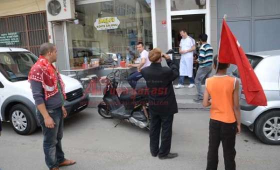 Asker Adayları Davullar Zurnalar Eşliğinde Uğurlanıyor