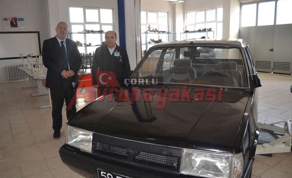 Öğrencilerimiz Uygulama İçinde Eğitim Görüyor