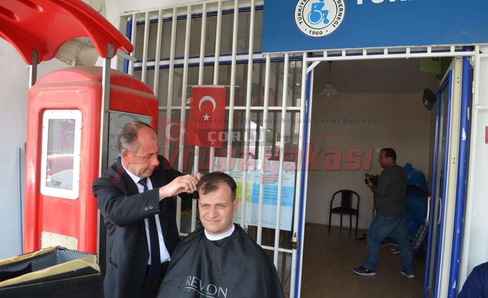Engelli Askerler Üniformalarını Denedi