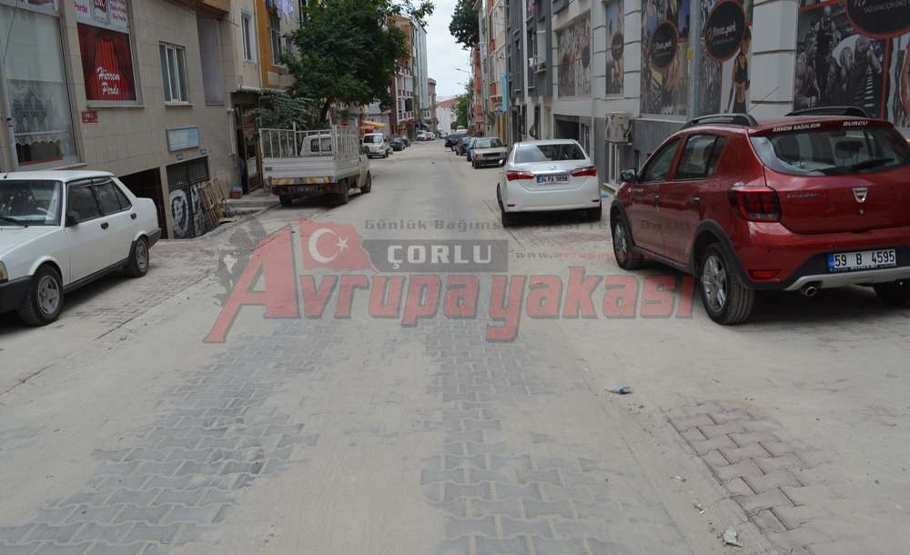 Yunus Emre Caddesi'nde Kaldırım Tepkisi