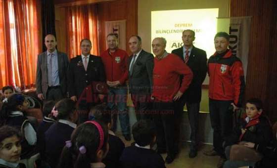 Rotary Ve Akut`tan Deprem Bilinçlendirme Semineri  
