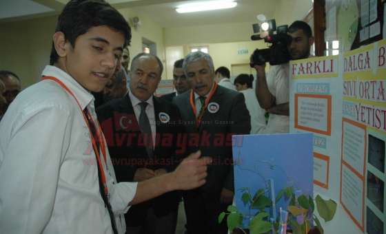 Çorlu Anadolu Lisesi`nin Tübitak Proje Sergisi Açıldı