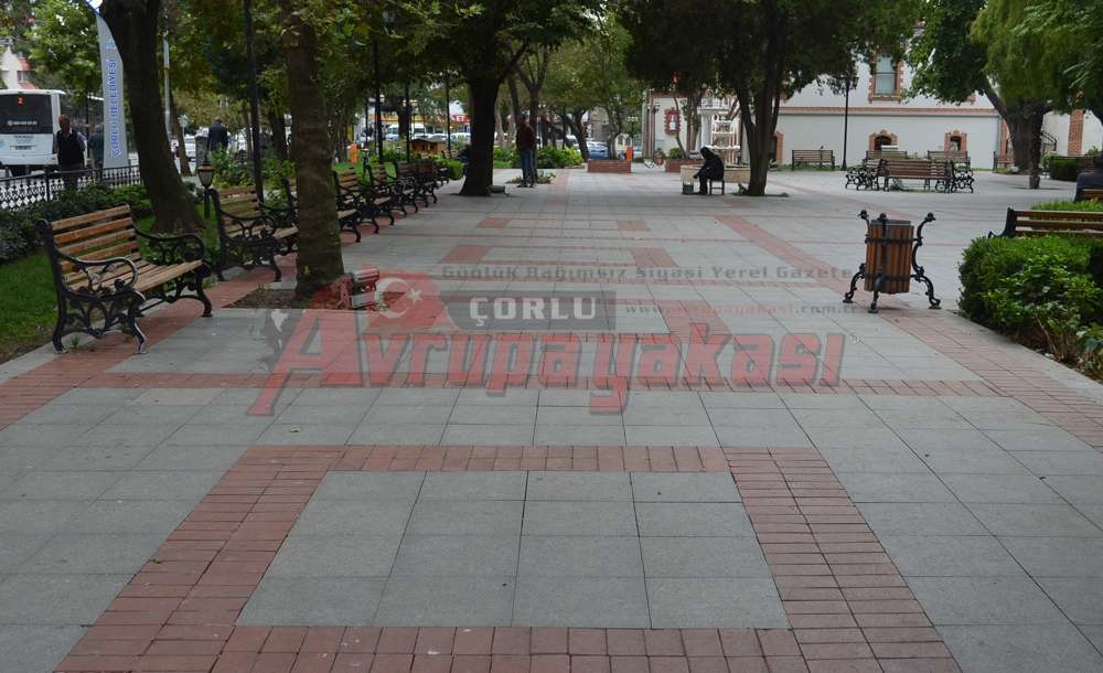 Havalar Soğudu, Parklar Tenhalaştı