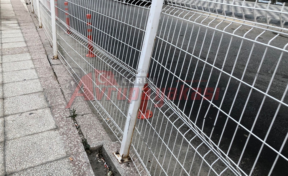 Çitler Çocuklar İçin Tehlike Saçıyor