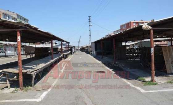 Perşembe Pazarının Olduğu Yere Kapalı Pazar Yapılacak  