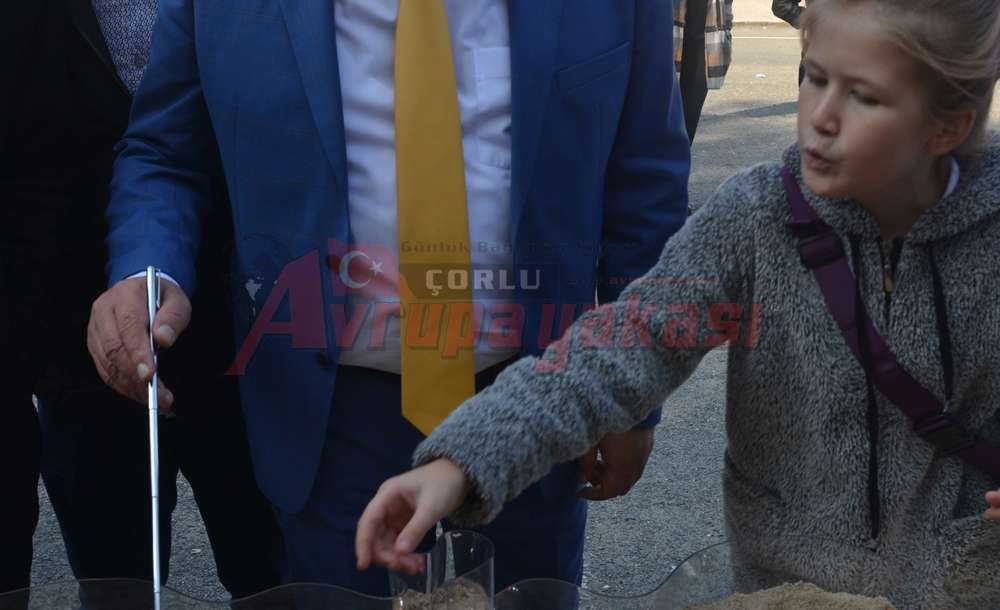 Bilim Şenliği Şahinler'de Açıldı