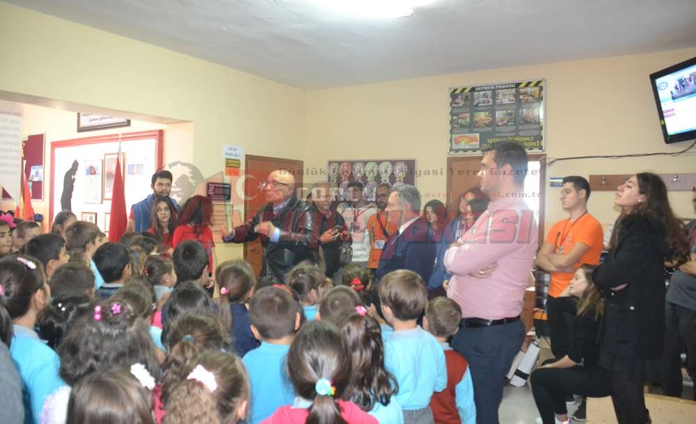 Örnek Gençler