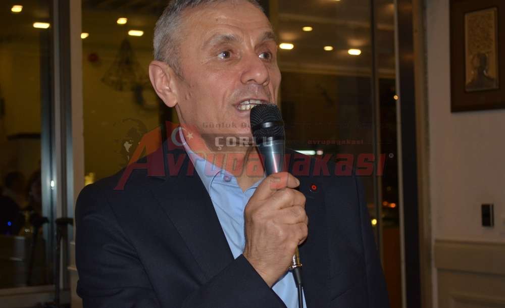 Eğitim Sen Üyeleri Dayanışma Yemeğinde Buluştu
