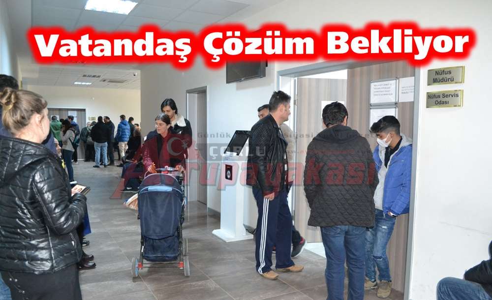 Vatandaş Çözüm Bekliyor