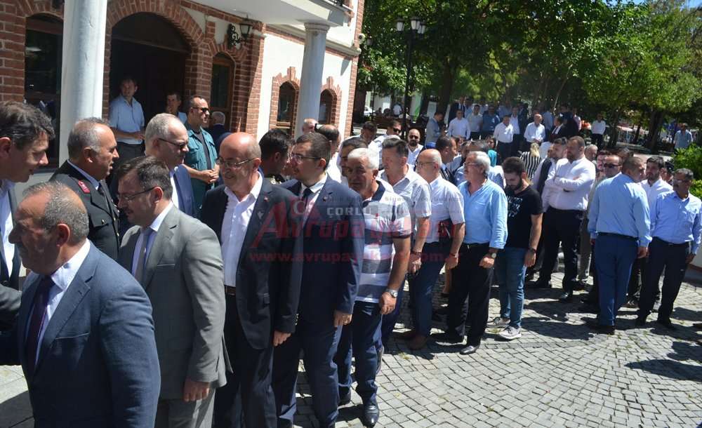 Bayramlaşma Programına Katılım Yoğun Oldu 