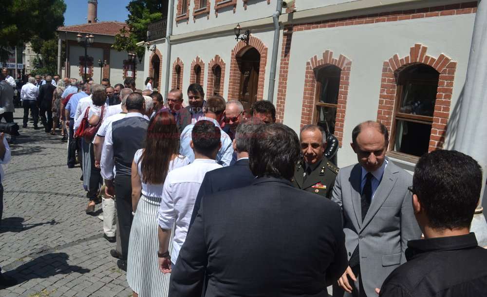 Bayramlaşma Programına Katılım Yoğun Oldu 